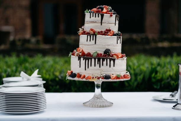 The Most Popular Wedding Cake Flavors