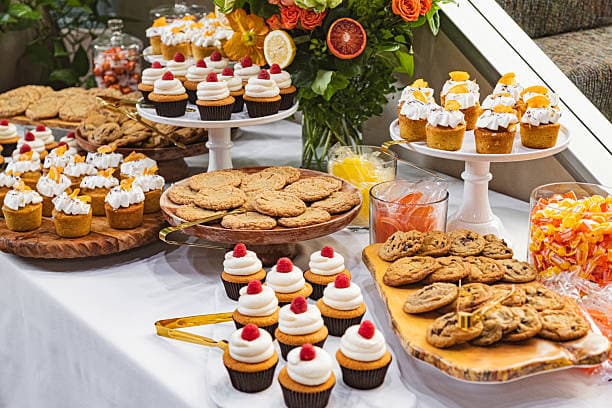 How to Create a Cohesive Dessert Table Theme