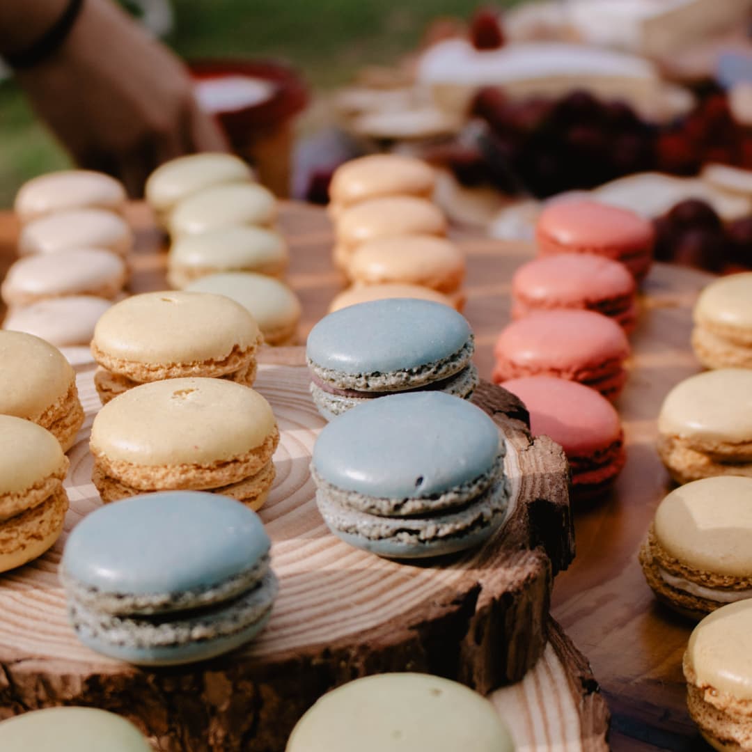 Colorful macarons